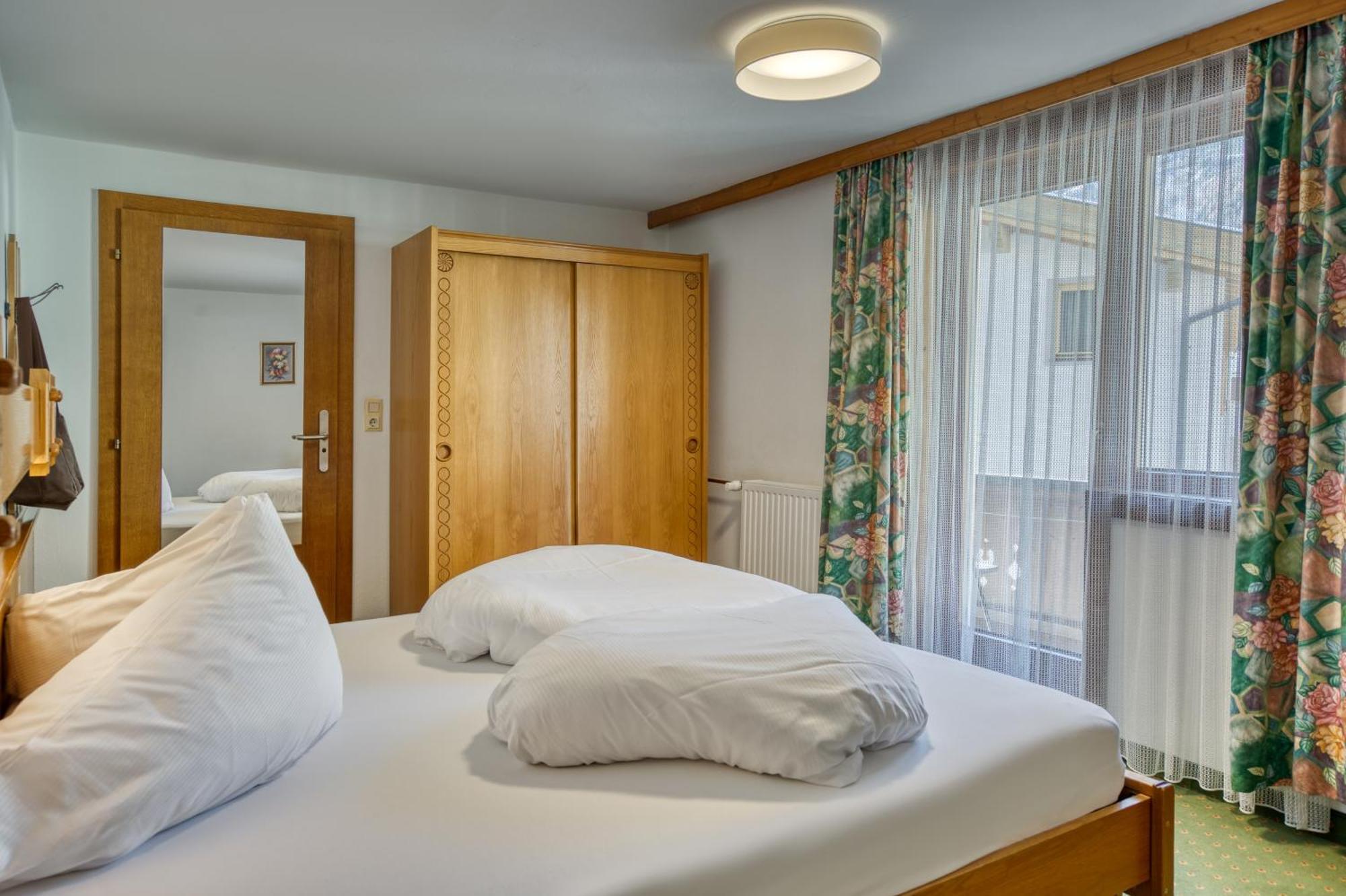 Hotel Klausnerhof Tux Habitación foto
